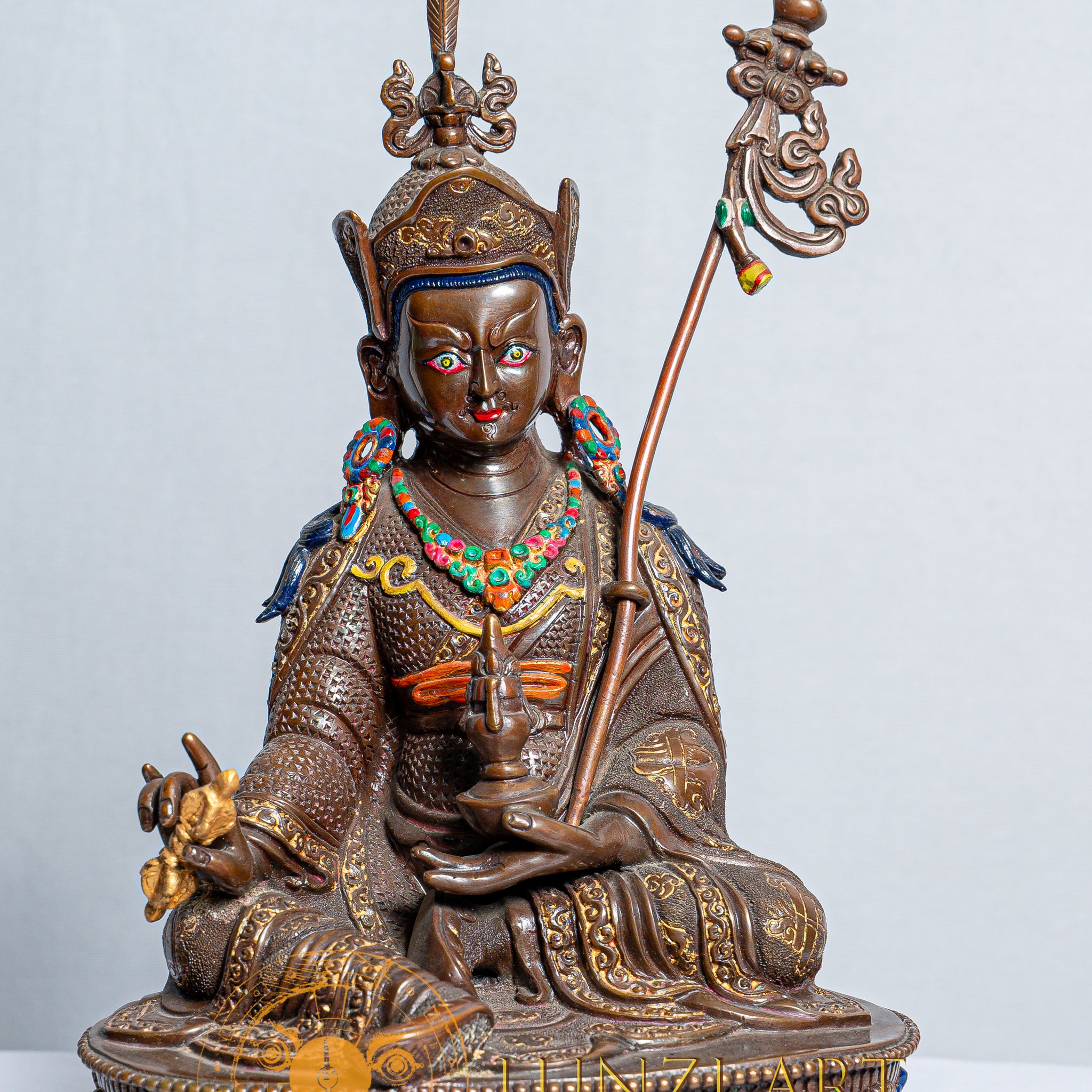 Guru Rinpoche dipinto a mano in rame ossidato