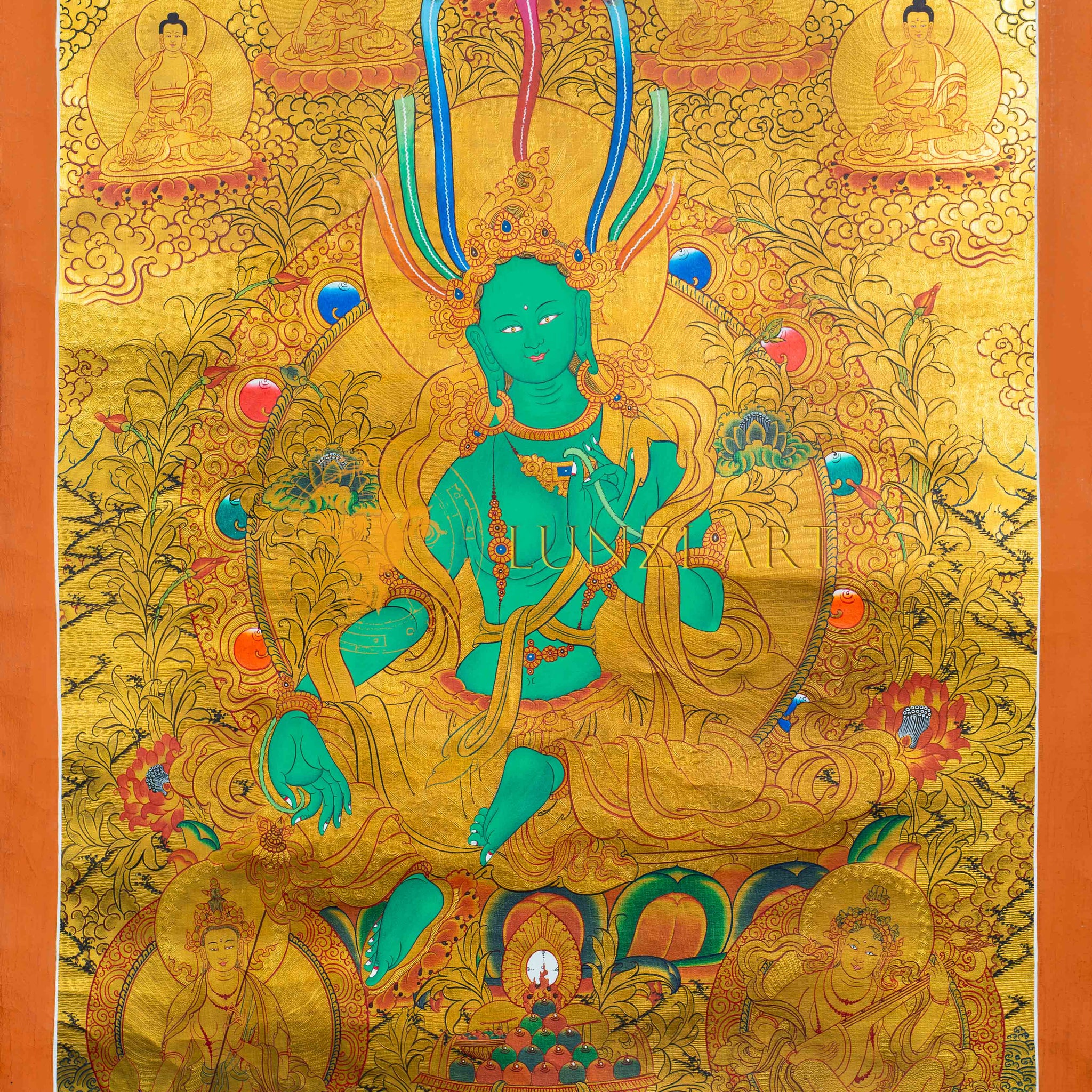 Il Salvatore di Smeraldo: Thangka di Tara Verde in Oro